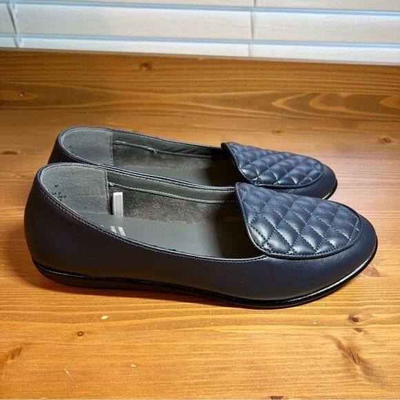 Aerosoles Blue Quilted Loafer Slip On Flat Shoe Size 8 NWT - Picture 3 of 10